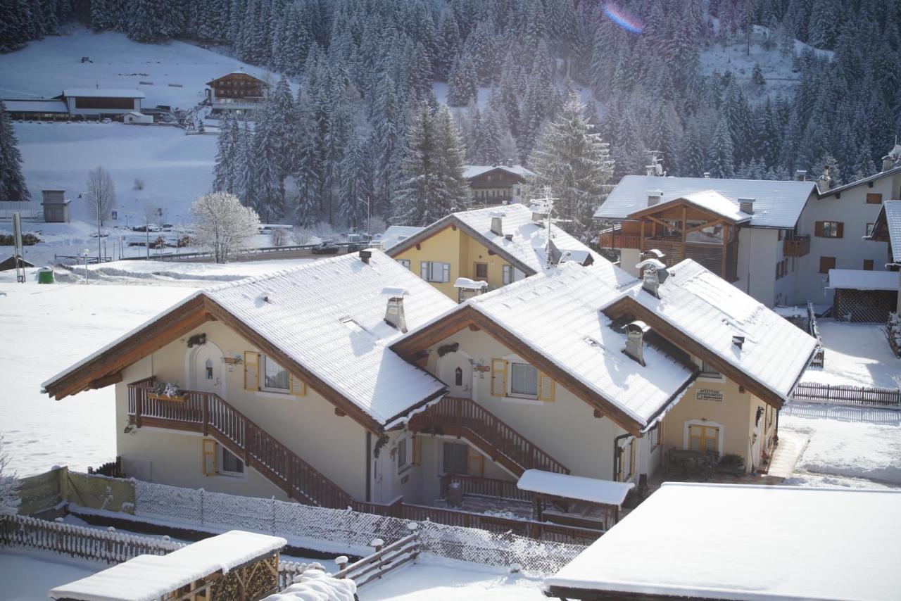 Residence Le Rose Pozza di Fassa Exterior foto
