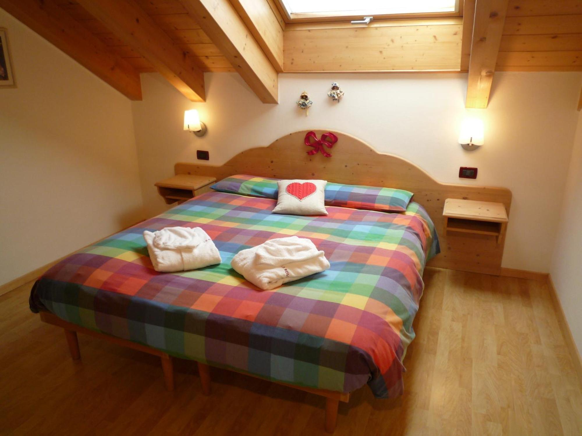 Residence Le Rose Pozza di Fassa Exterior foto