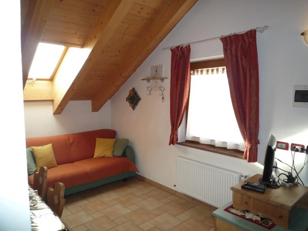 Residence Le Rose Pozza di Fassa Exterior foto
