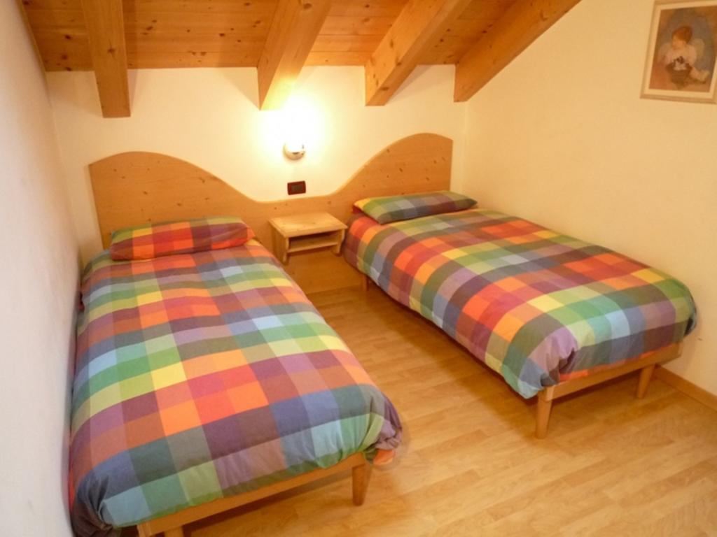 Residence Le Rose Pozza di Fassa Exterior foto